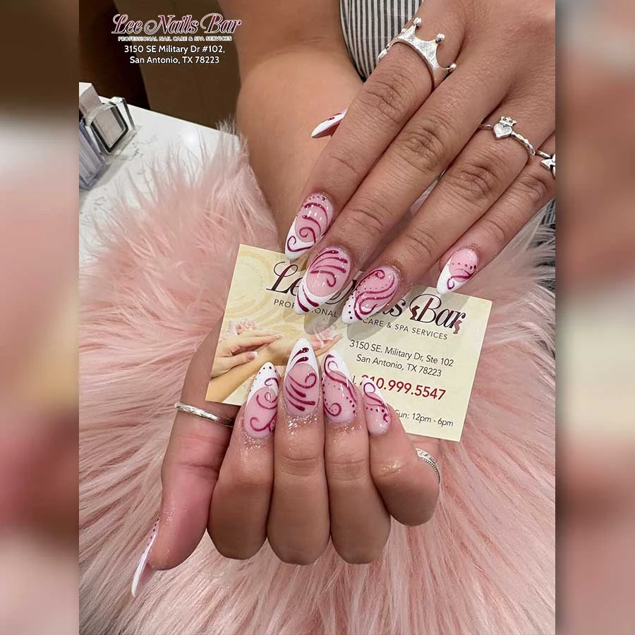 LEE NAILS BAR